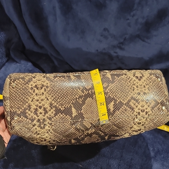Kate Spade Tan Snake Print Shoulder Bag - Picture 6 of 13
